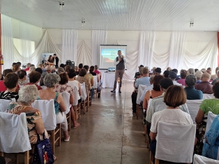 abertura_idosos_9_.jpeg!